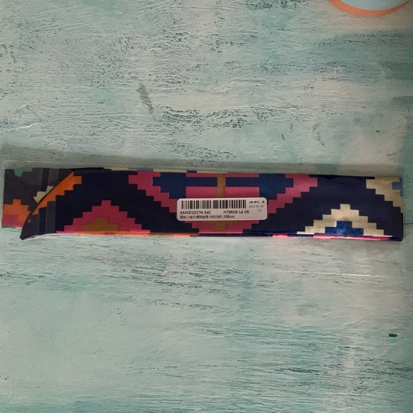 Satin Twilly - Picture 5 of 5